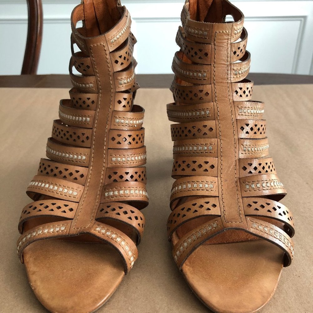 Pikolinos sandal